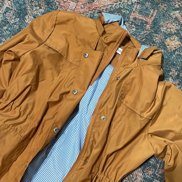 Cinch Waist Water Repellant Jacket - Picture 2 of 5